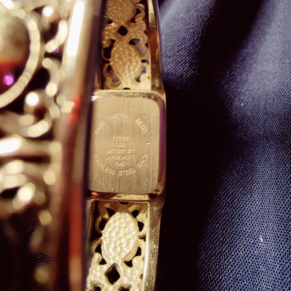 Turquoise bangle watch - Picture 2 of 5